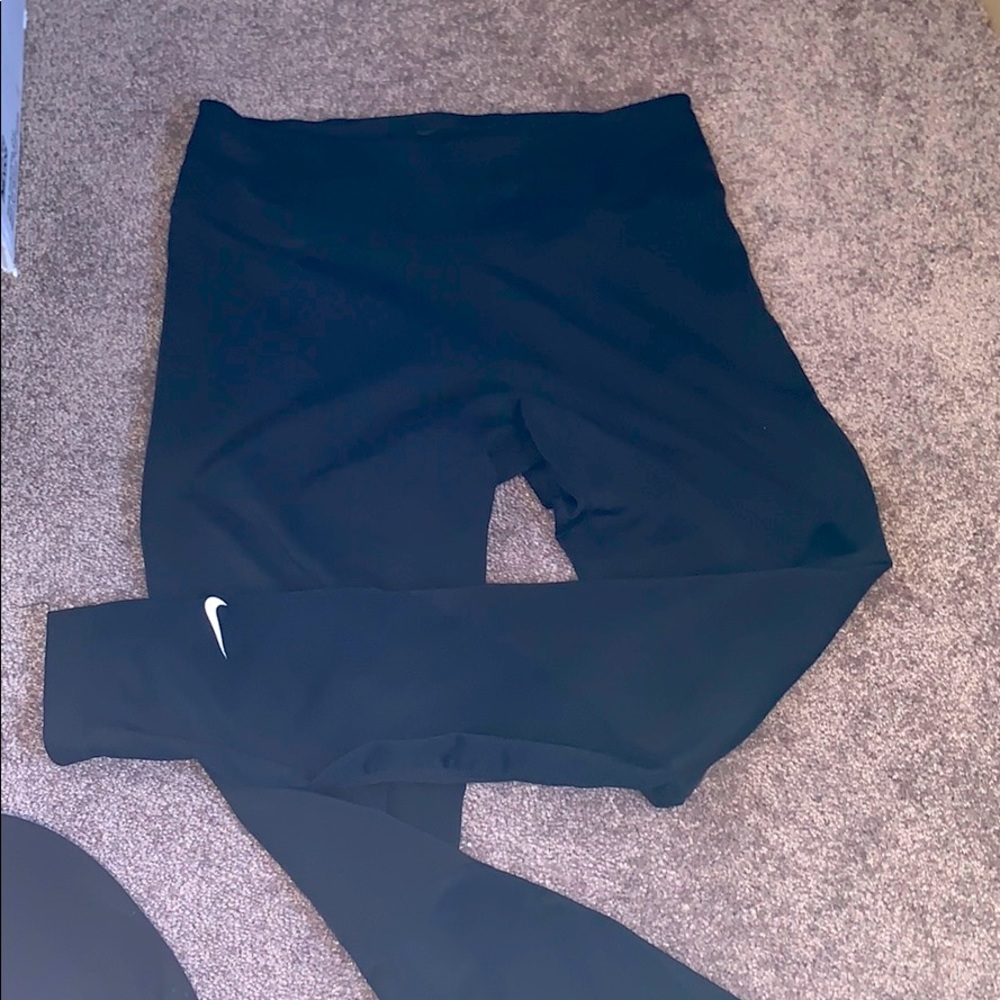 Nike leggings